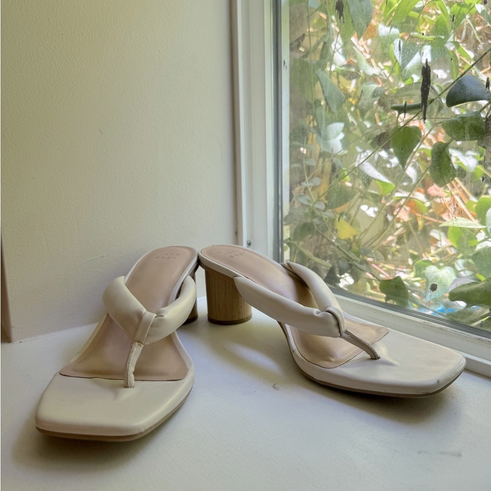High heeled flip flop sandal - 8.5